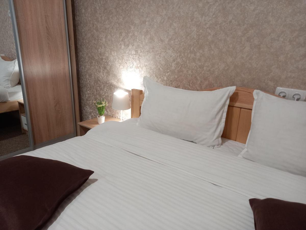 Готель River House Uman Exterior photo