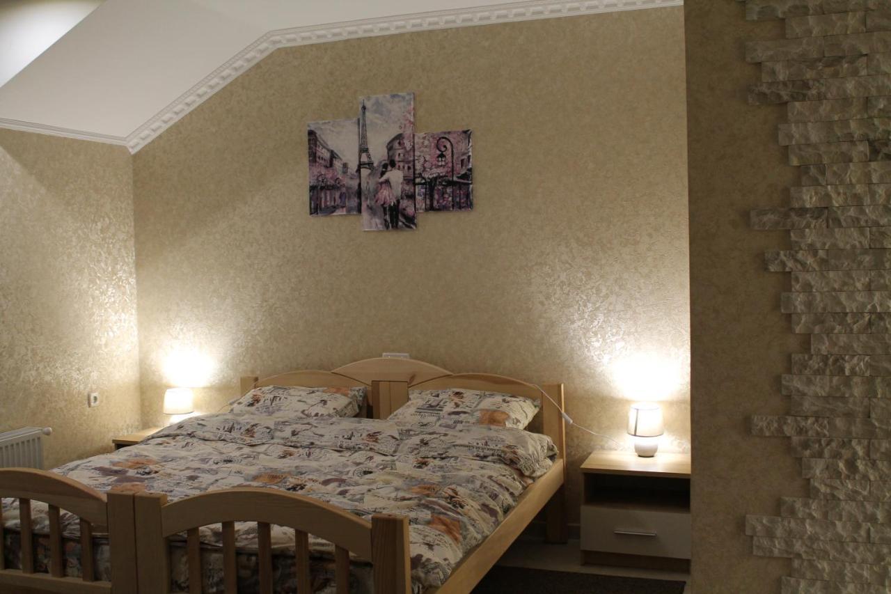 Готель River House Uman Exterior photo